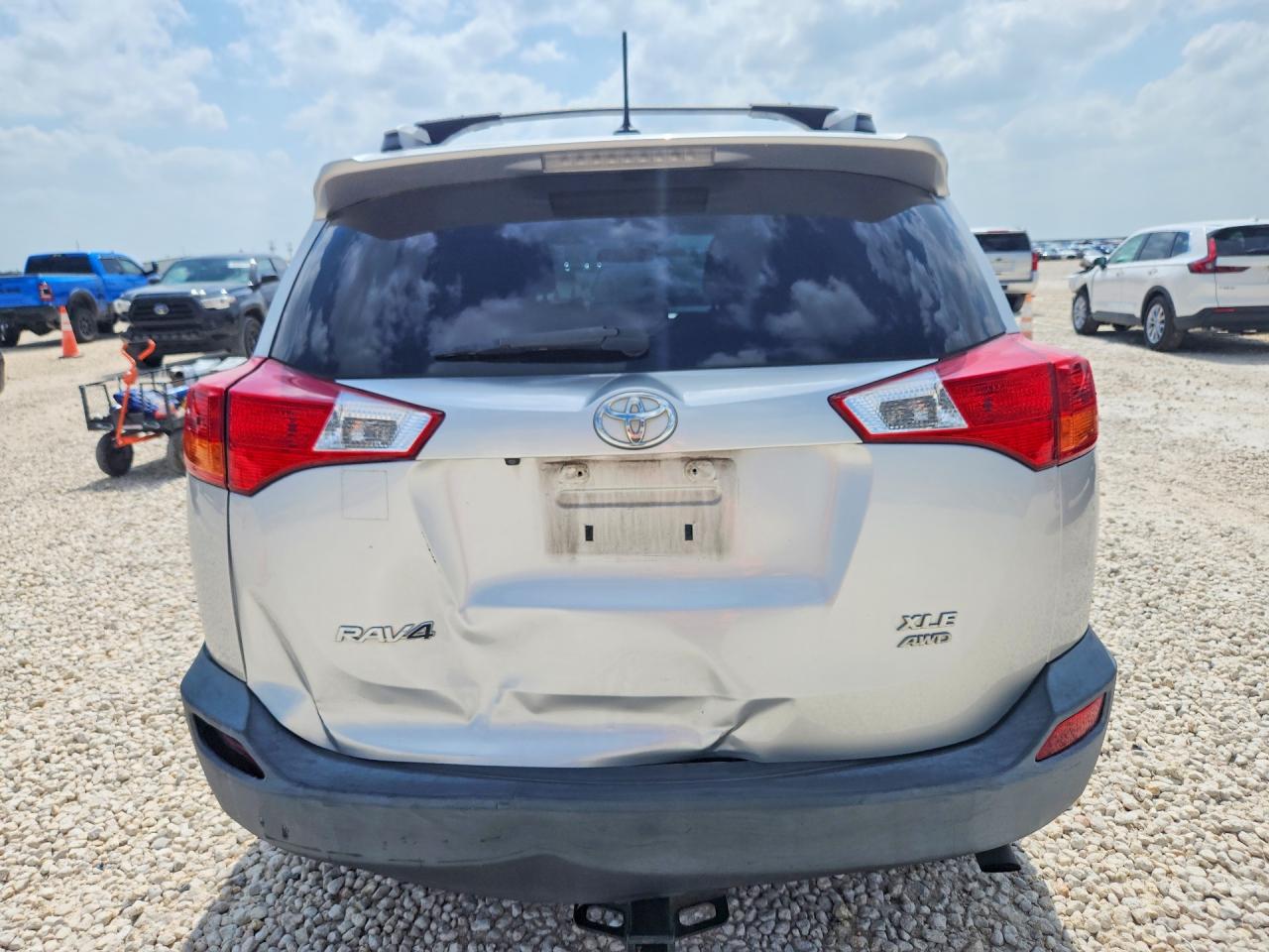 2014 Toyota Rav4 Xle Серебряный vin: 2T3RFREV0EW196975