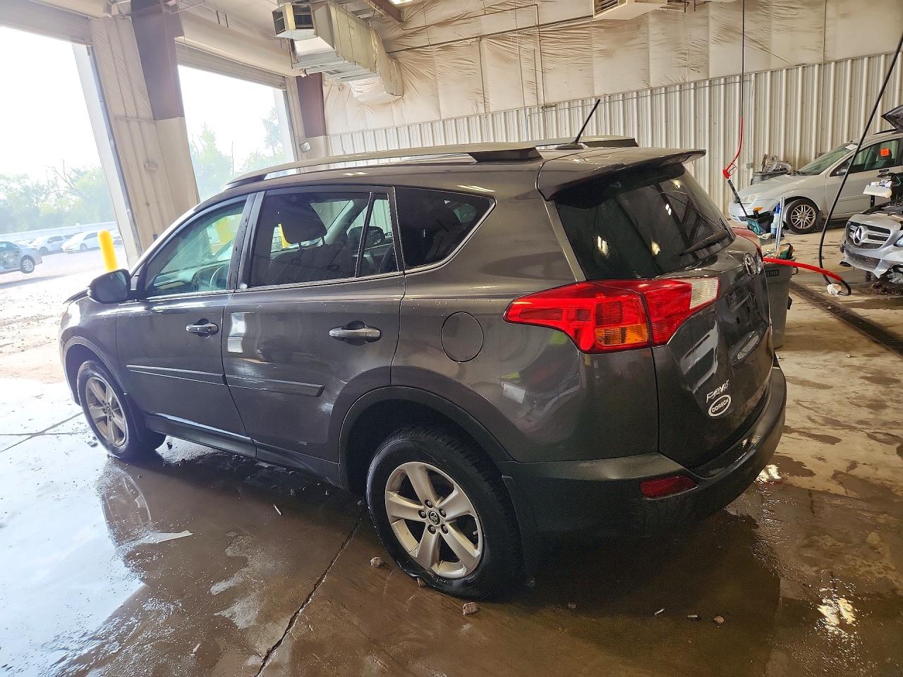 2015 Toyota Rav4 Xle Gray vin: 2T3RFREV0FW236246