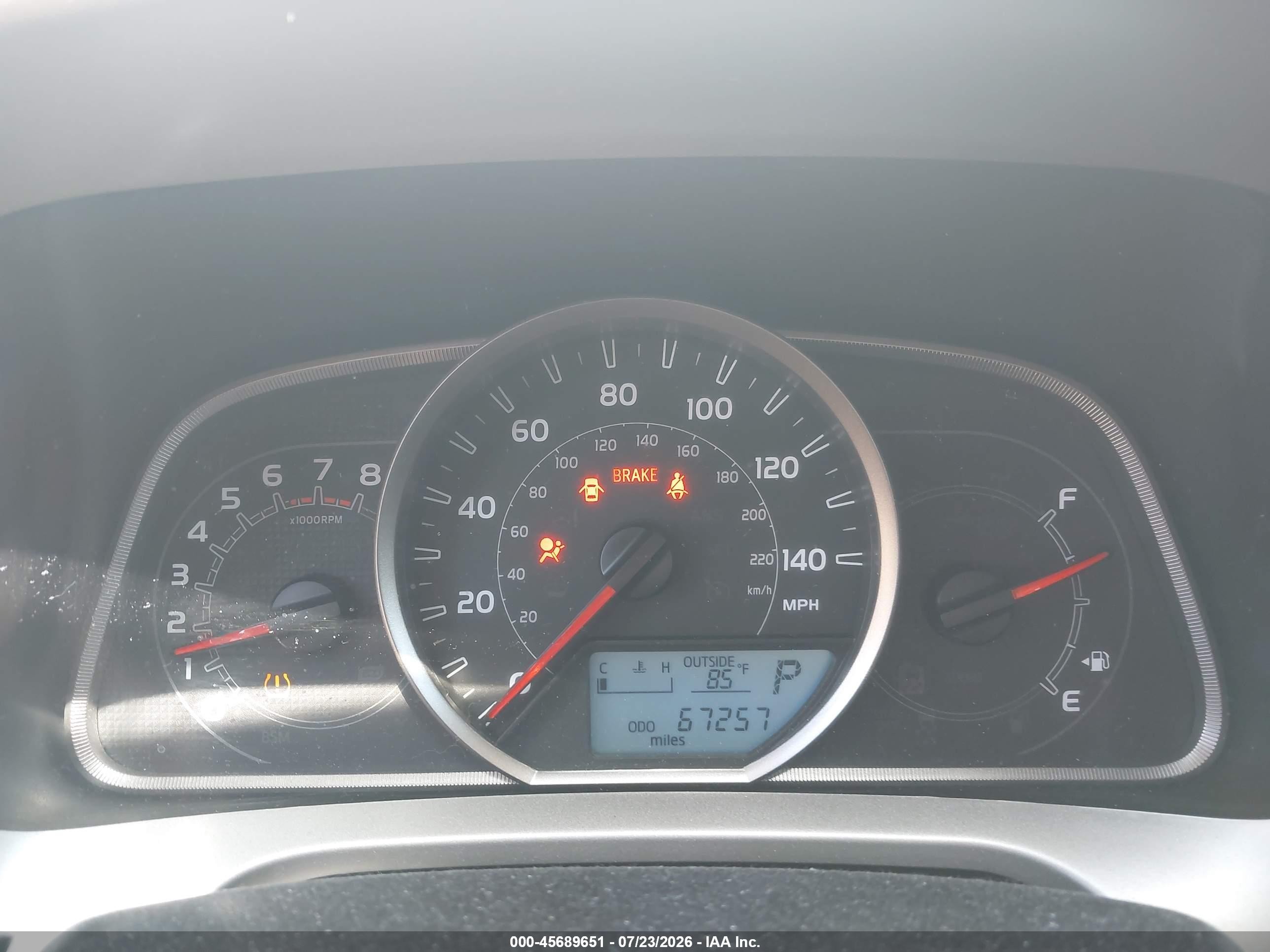 2015 Toyota Rav4 Xle Серебряный vin: 2T3RFREV0FW284572