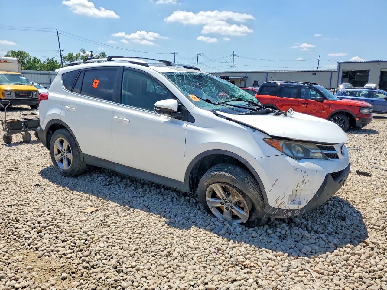 2015 Toyota Rav4 Xle White vin: 2T3RFREV0FW293188