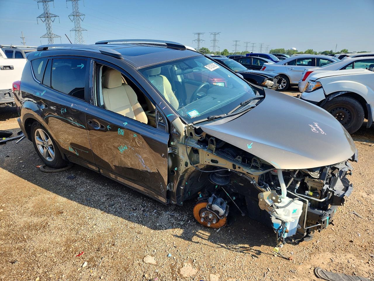 2015 Toyota Rav4 Xle Brown vin: 2T3RFREV0FW300236