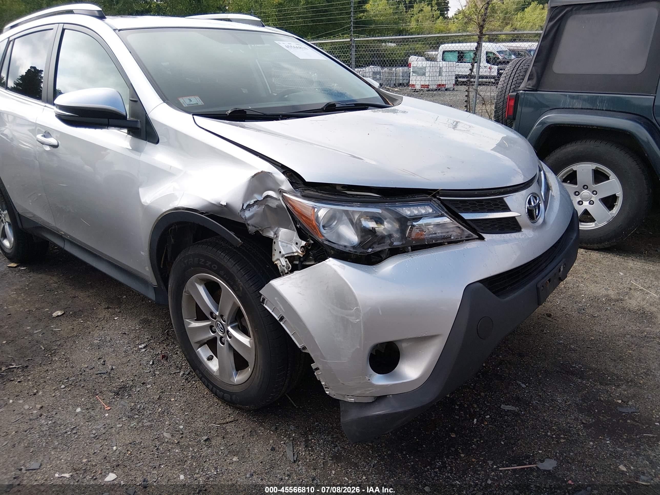 2015 Toyota Rav4 Xle Silver vin: 2T3RFREV0FW306943