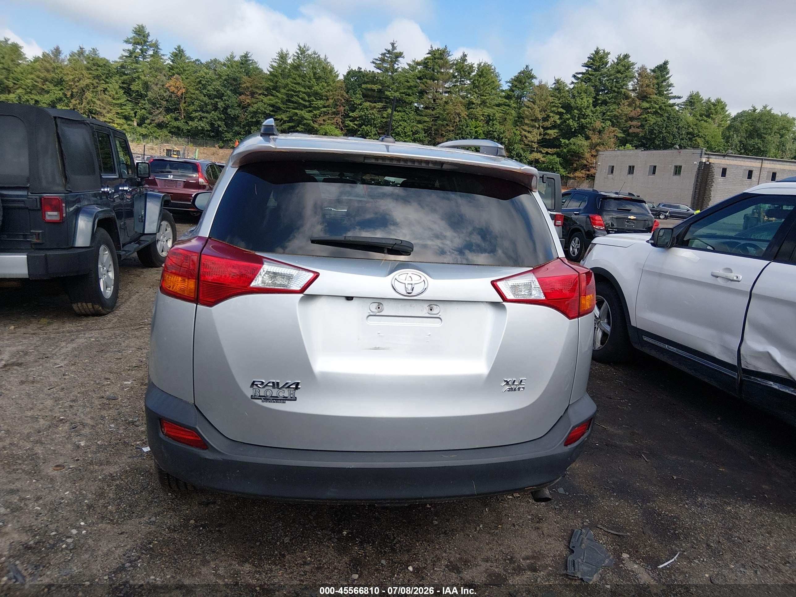 2015 Toyota Rav4 Xle Silver vin: 2T3RFREV0FW306943