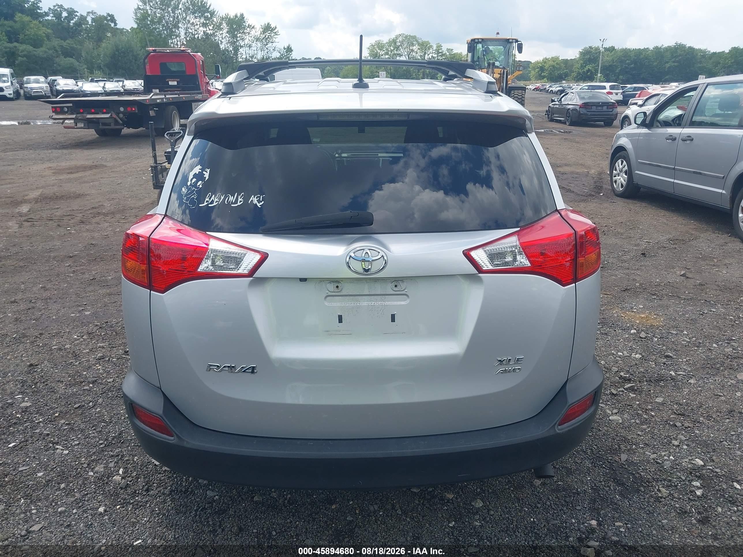 2015 Toyota Rav4 Xle Silver vin: 2T3RFREV0FW330370