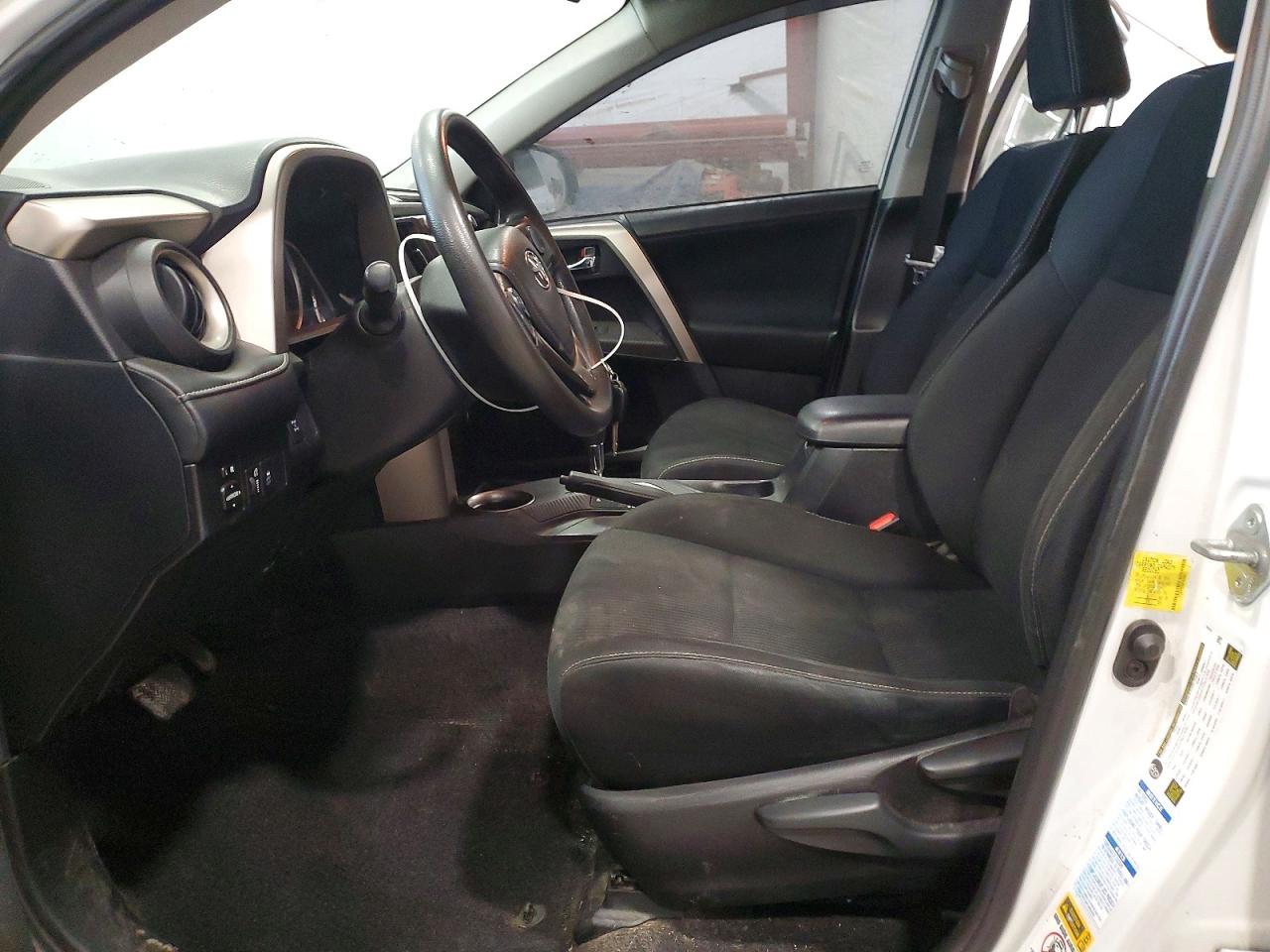 2015 Toyota Rav4 Xle White vin: 2T3RFREV0FW336671