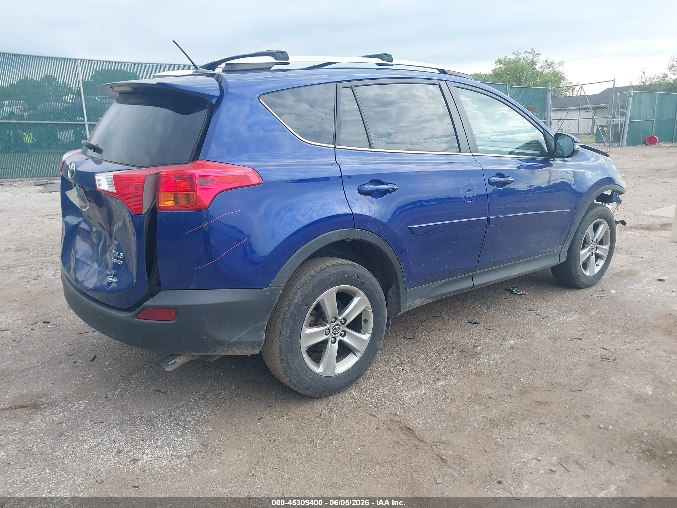 2015 Toyota Rav4 Xle Blue vin: 2T3RFREV0FW339523