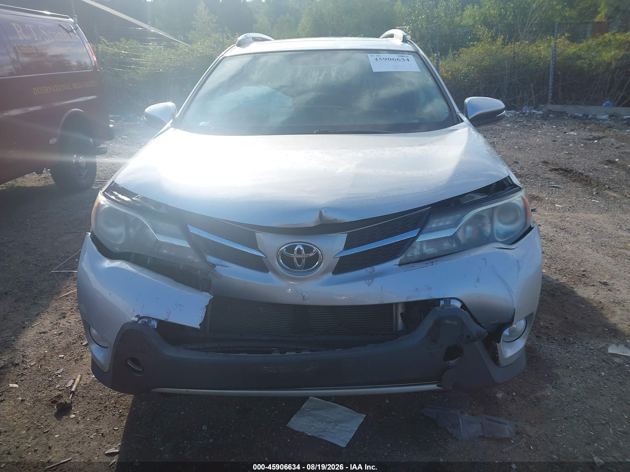 2015 Toyota Rav4 Xle Silver vin: 2T3RFREV0FW375728