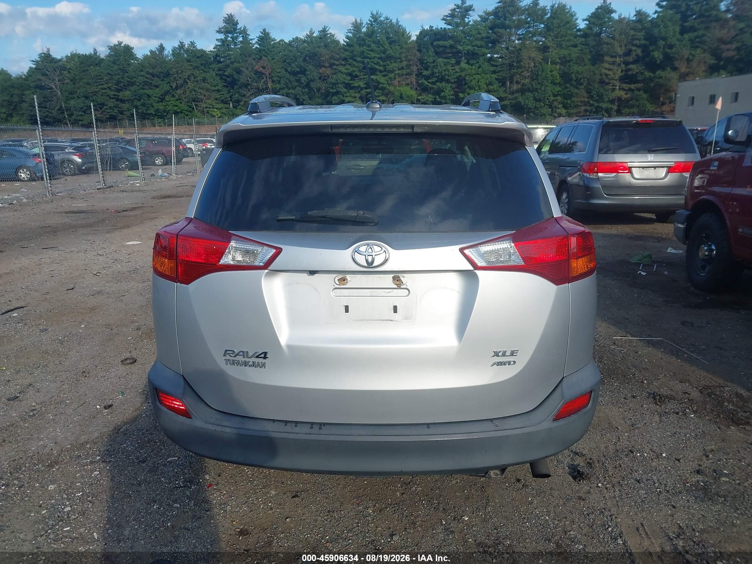 2015 Toyota Rav4 Xle Silver vin: 2T3RFREV0FW375728