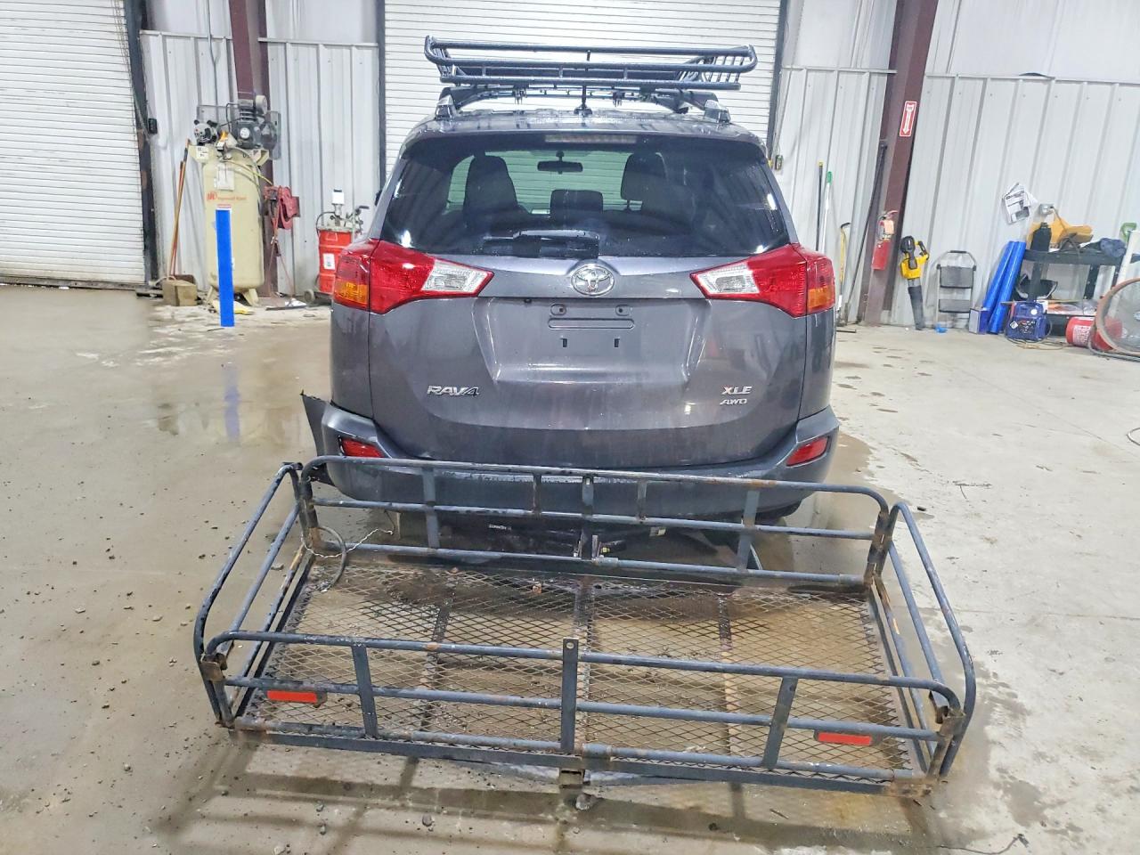 2015 Toyota Rav4 Xle Gray vin: 2T3RFREV0FW380105