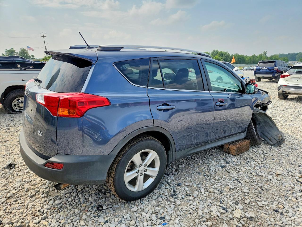 2013 Toyota Rav4 Xle Синий vin: 2T3RFREV1DW105503