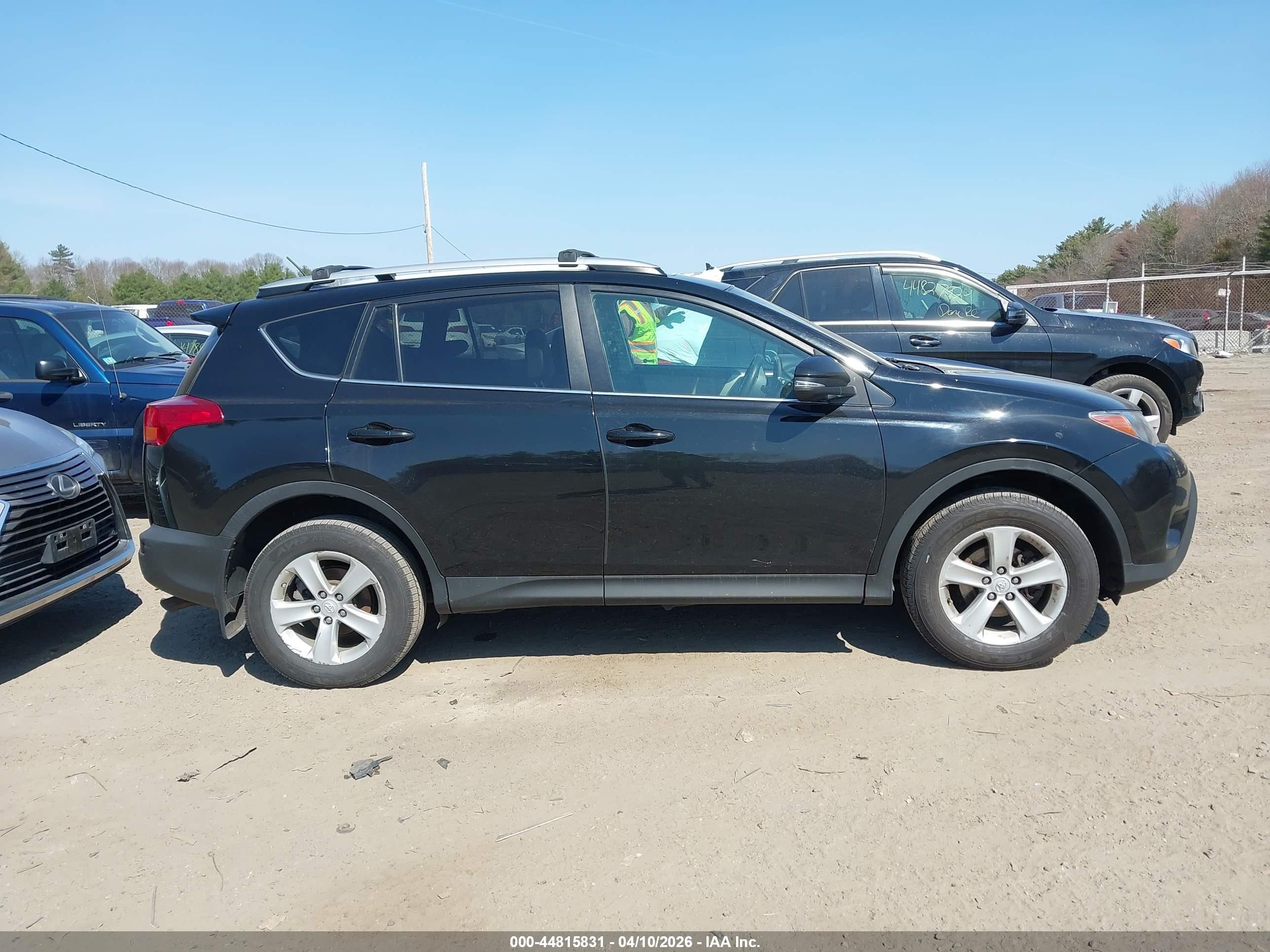 2014 Toyota Rav4 Xle Black vin: 2T3RFREV1EW133366