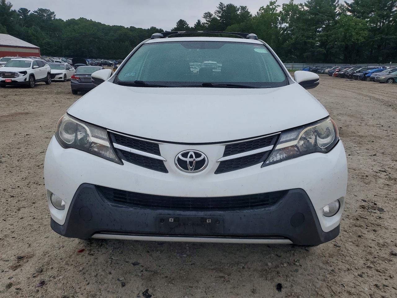 2014 Toyota Rav4 Xle White vin: 2T3RFREV1EW150958