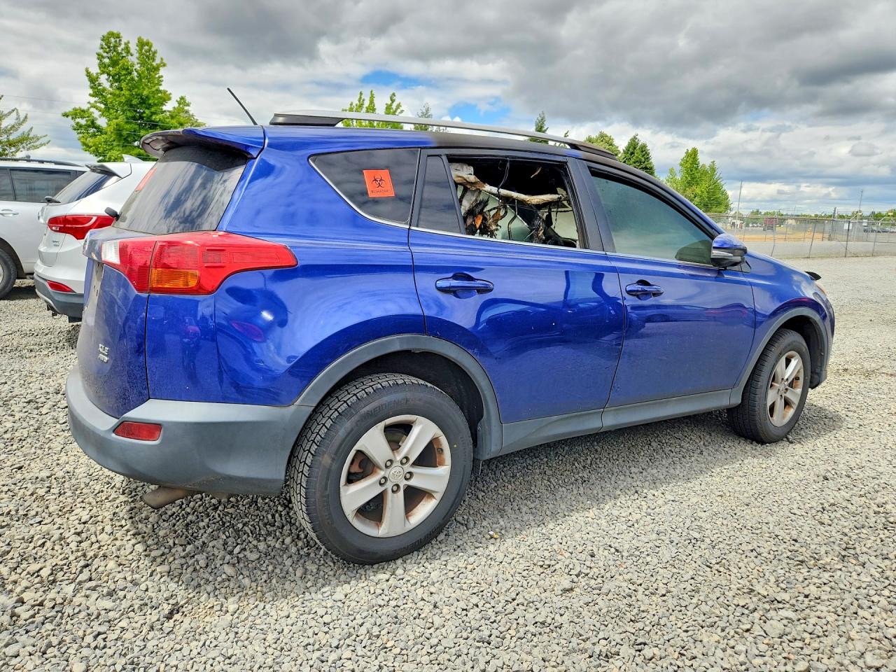 2014 Toyota Rav4 Xle Blue vin: 2T3RFREV1EW211872
