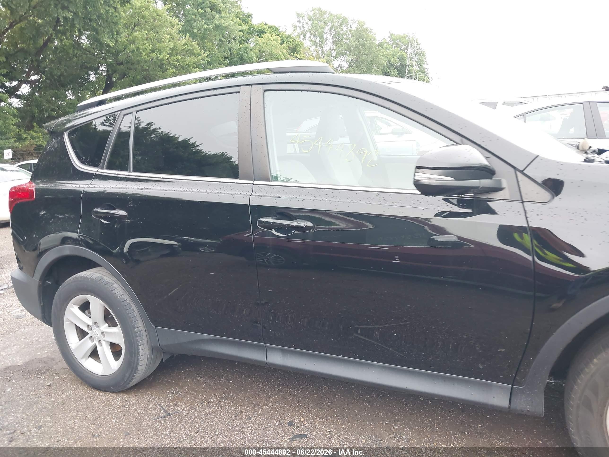 2014 Toyota Rav4 Xle Черный vin: 2T3RFREV1EW217073
