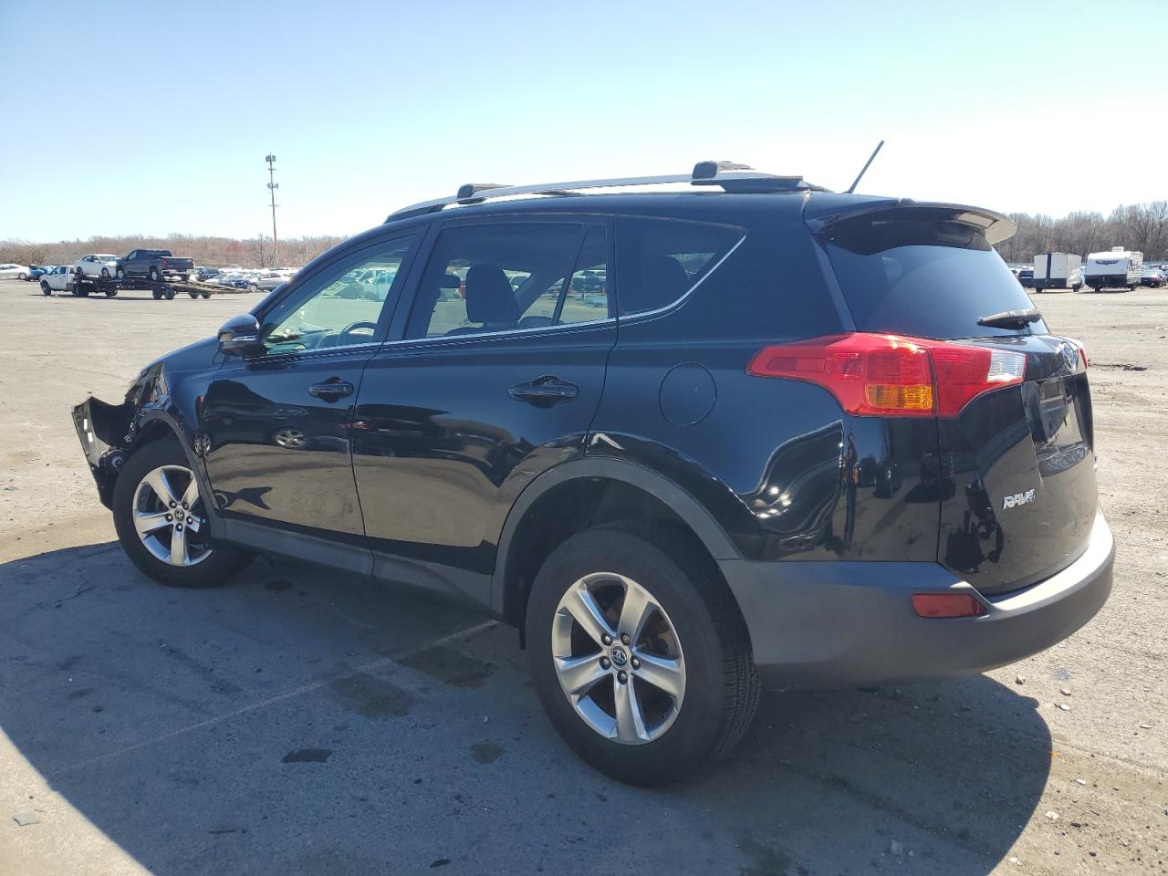 2015 Toyota Rav4 Xle Черный vin: 2T3RFREV1FW240239