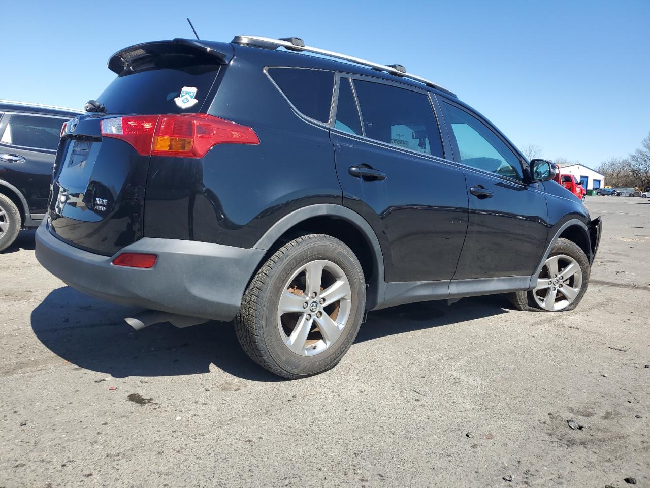 2015 Toyota Rav4 Xle Черный vin: 2T3RFREV1FW240239