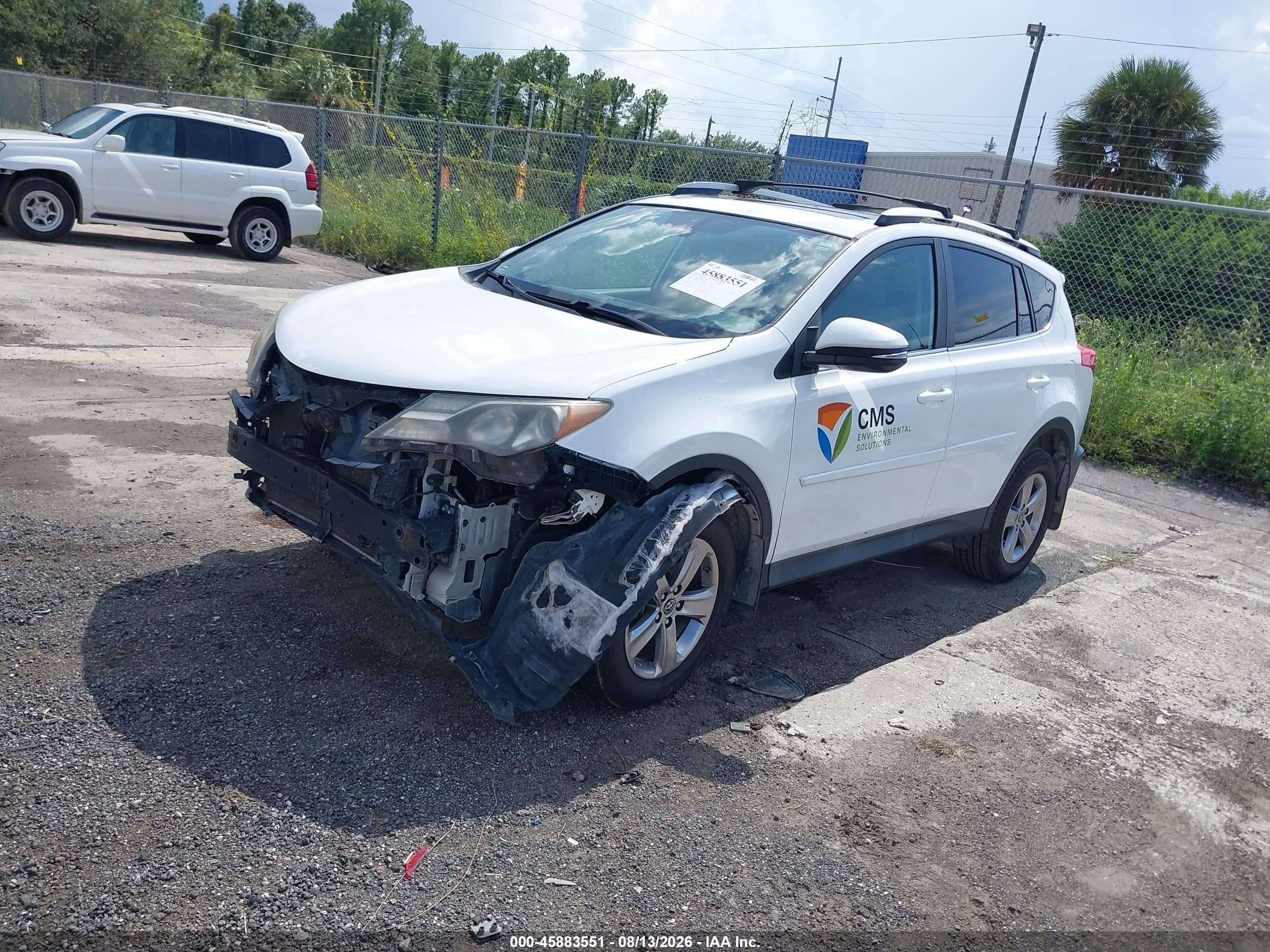 2015 Toyota Rav4 Xle White vin: 2T3RFREV1FW247997