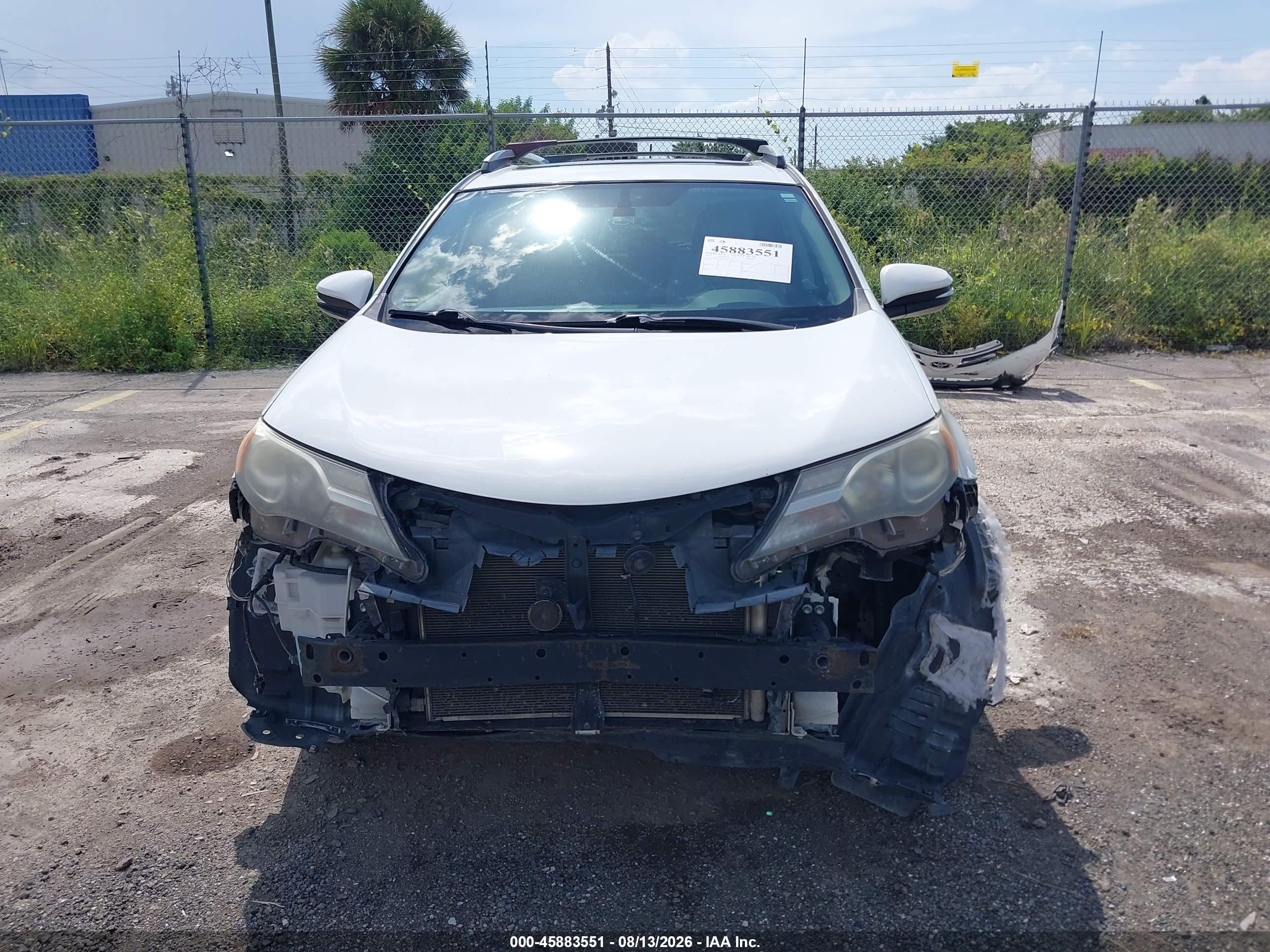 2015 Toyota Rav4 Xle White vin: 2T3RFREV1FW247997