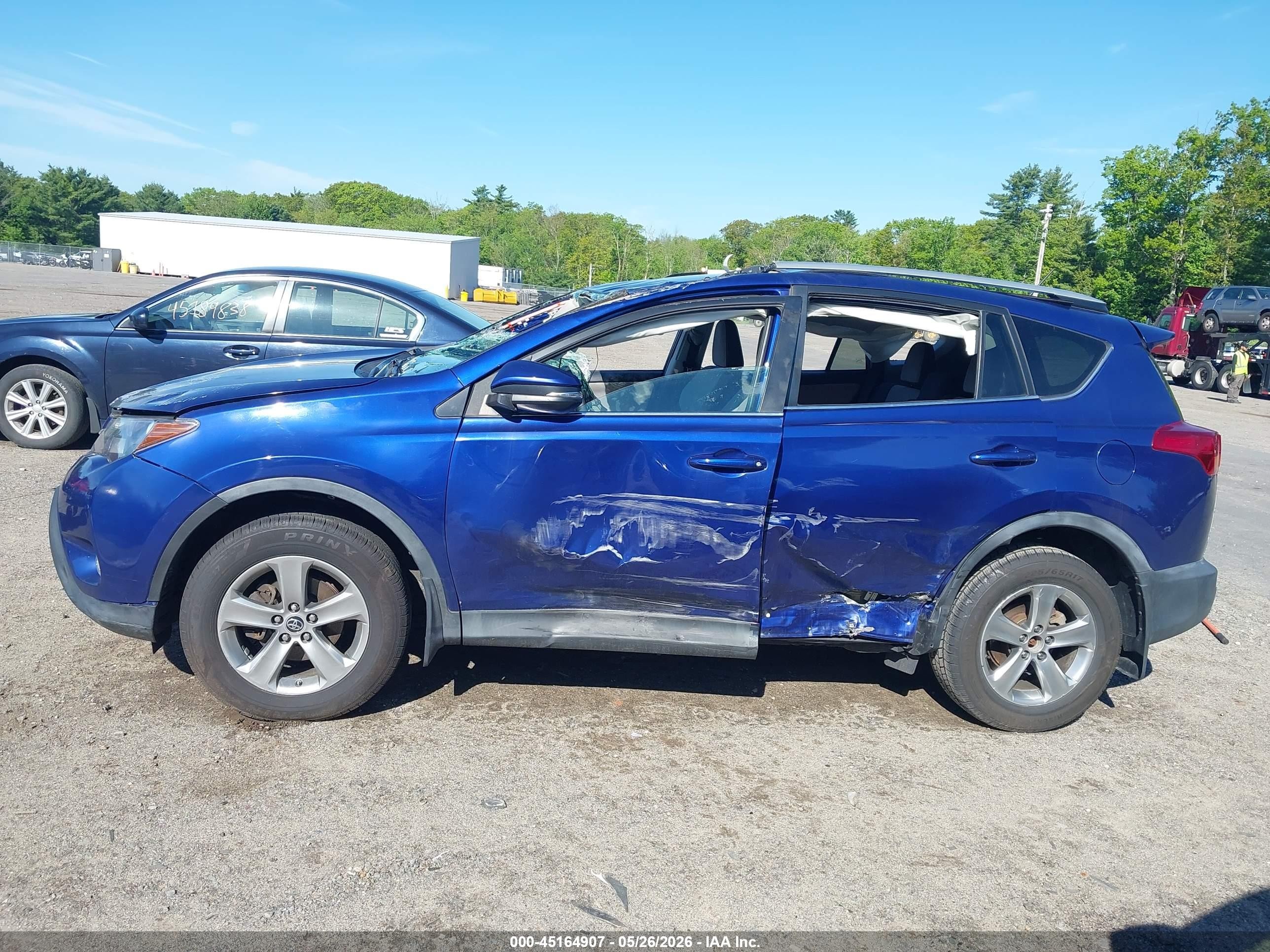 2015 Toyota Rav4 Xle Blue vin: 2T3RFREV1FW249524
