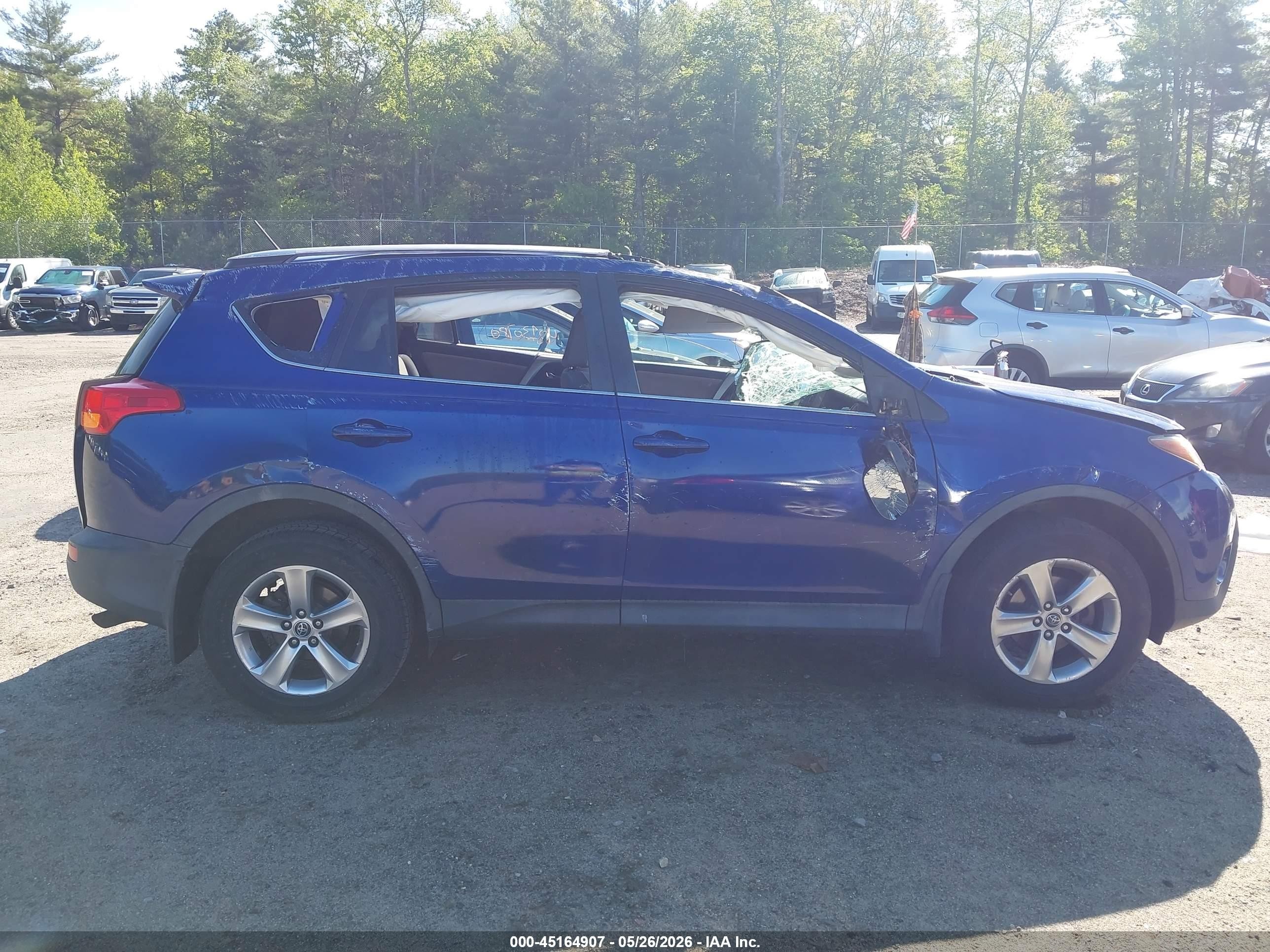 2015 Toyota Rav4 Xle Blue vin: 2T3RFREV1FW249524
