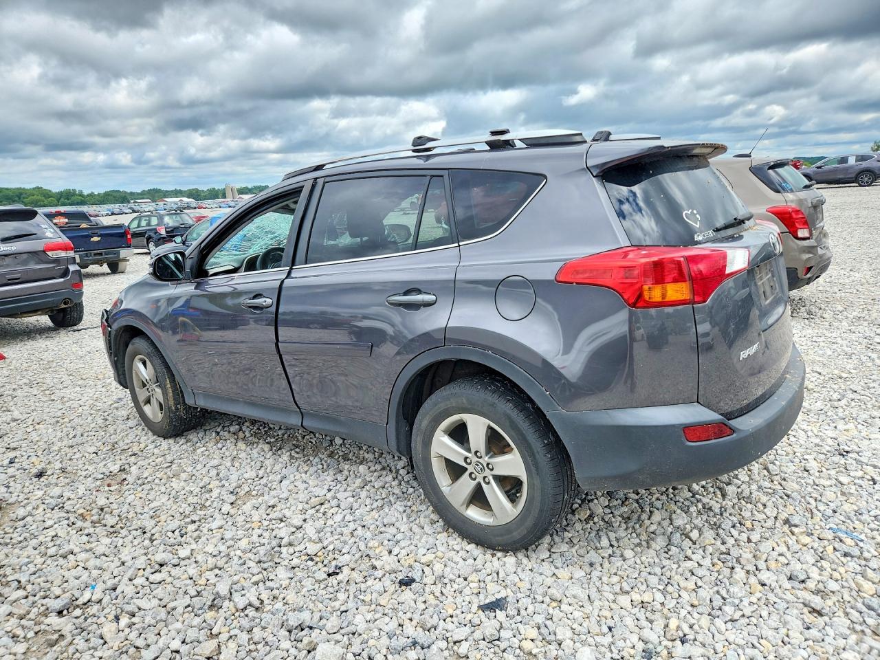 2015 Toyota Rav4 Xle Серый vin: 2T3RFREV1FW256277