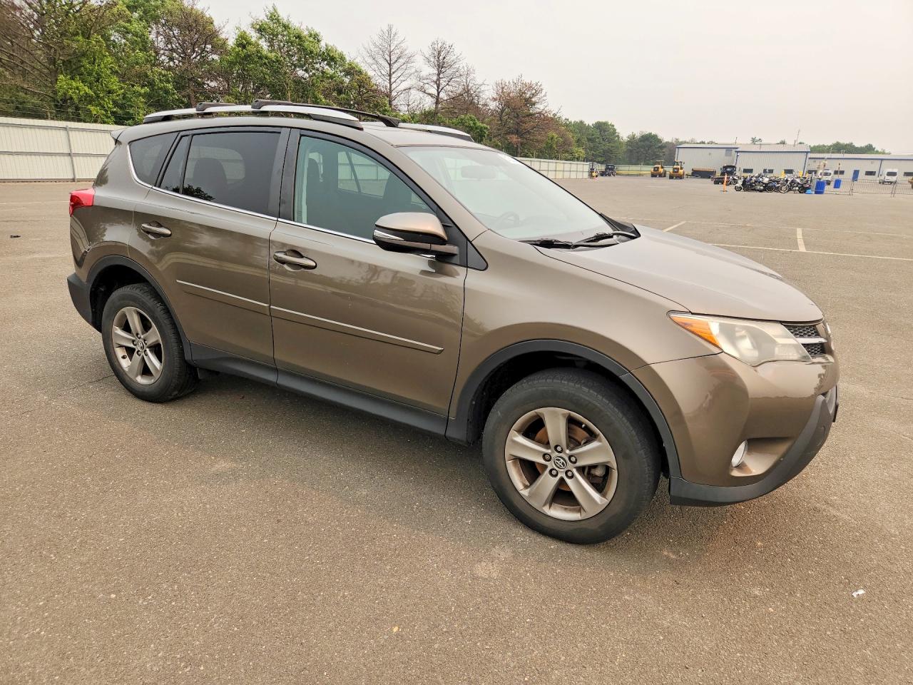 2015 Toyota Rav4 Xle Gray vin: 2T3RFREV1FW262113