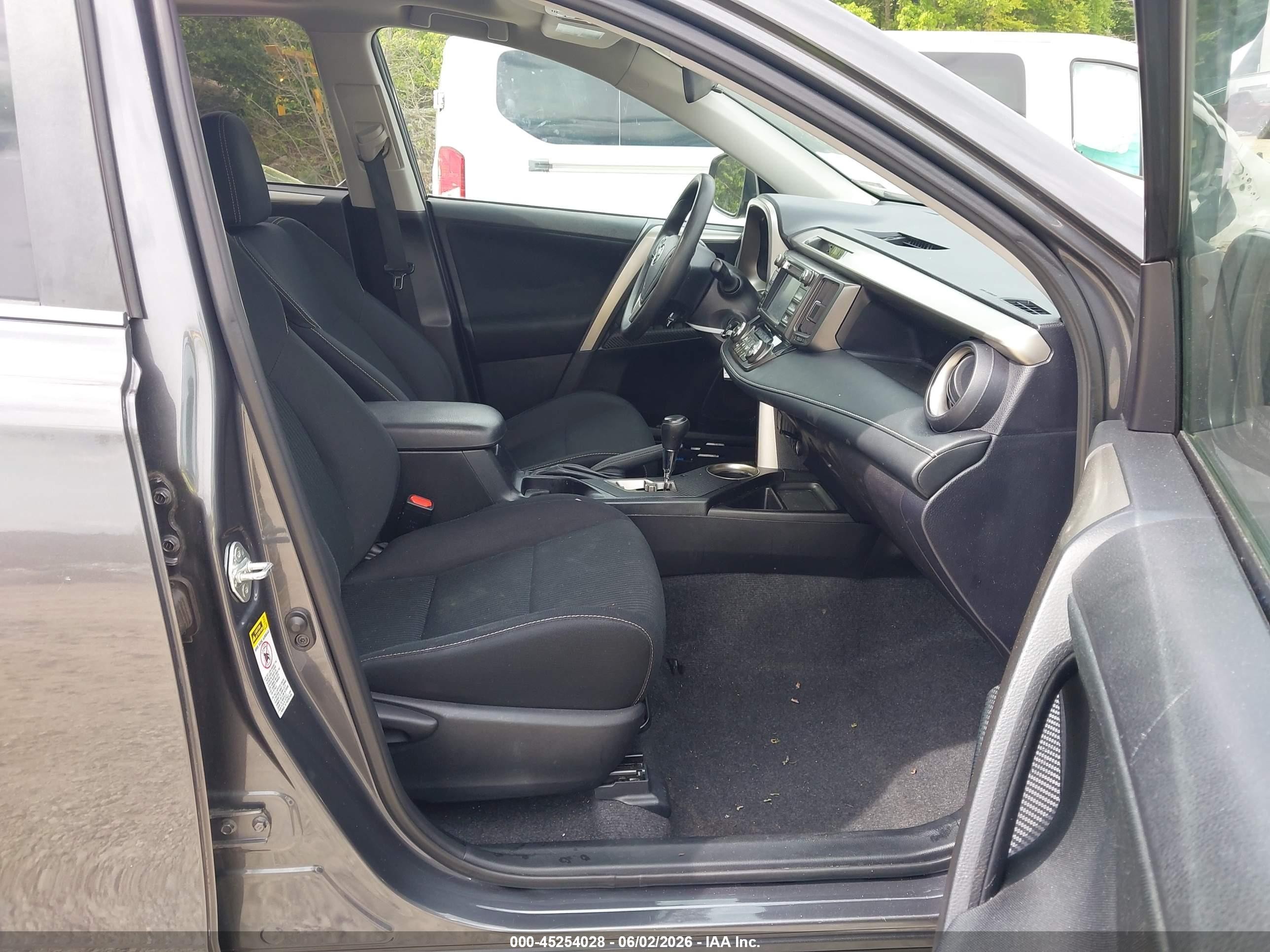 2015 Toyota Rav4 Xle Gray vin: 2T3RFREV1FW265349