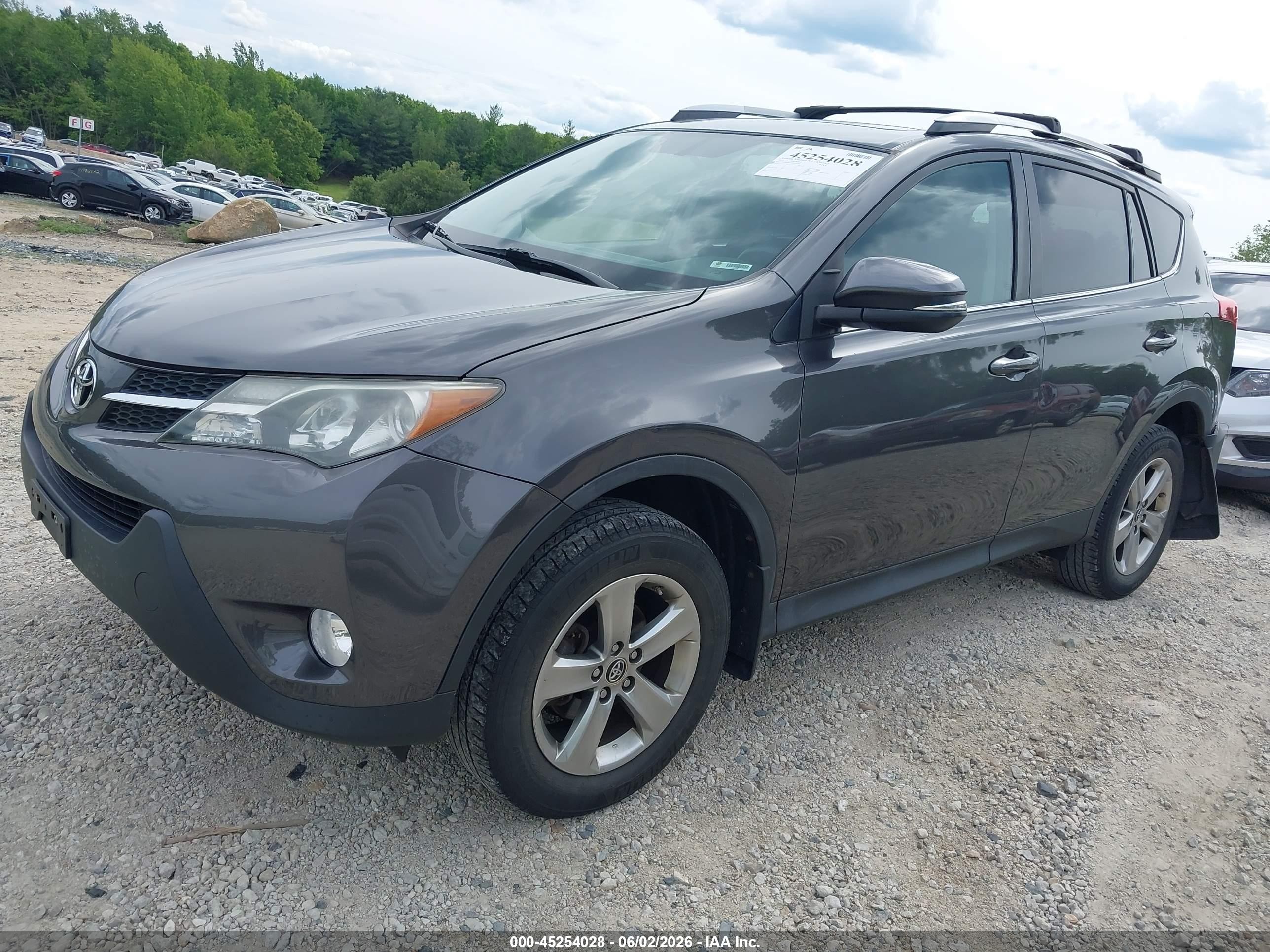 2015 Toyota Rav4 Xle Gray vin: 2T3RFREV1FW265349