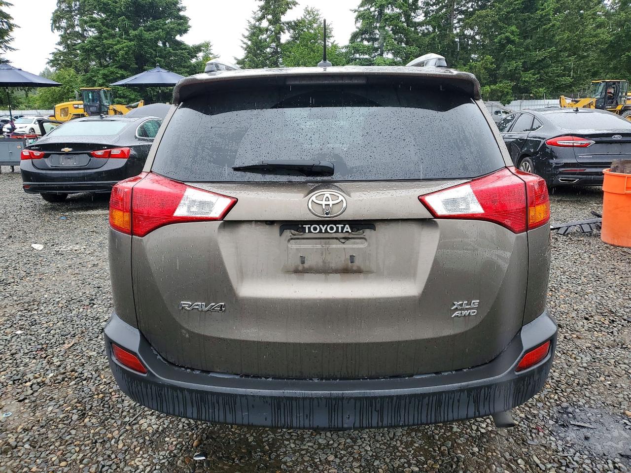 2015 Toyota Rav4 Xle Tan vin: 2T3RFREV1FW266579