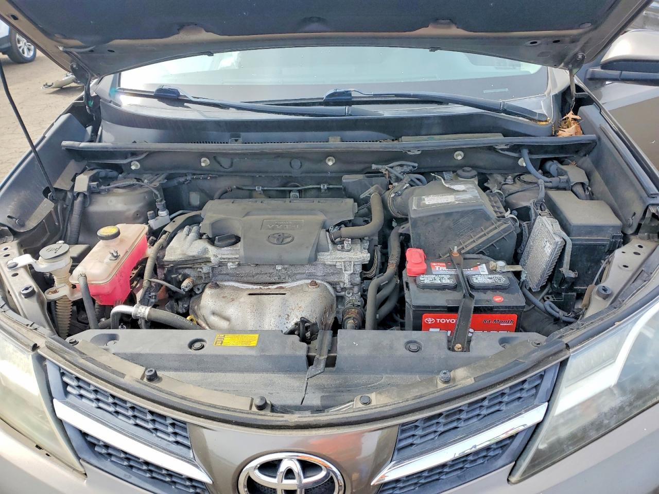 2015 Toyota Rav4 Xle Brown vin: 2T3RFREV1FW303985