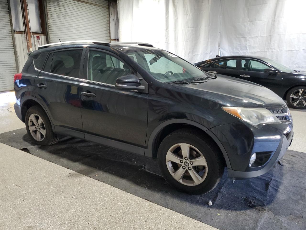 2015 Toyota Rav4 Xle Черный vin: 2T3RFREV1FW326571