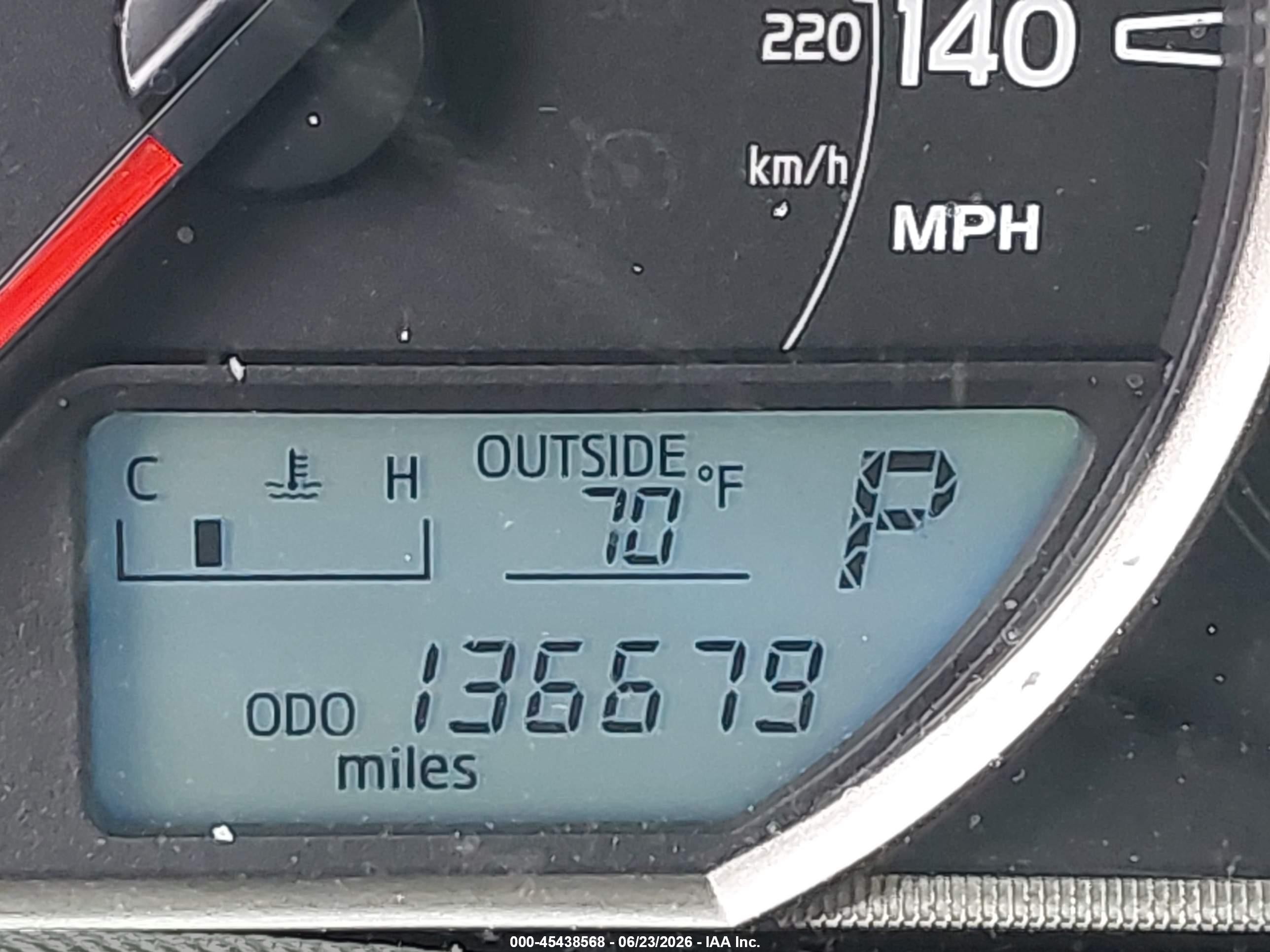 2015 Toyota Rav4 Xle Серебряный vin: 2T3RFREV1FW327249