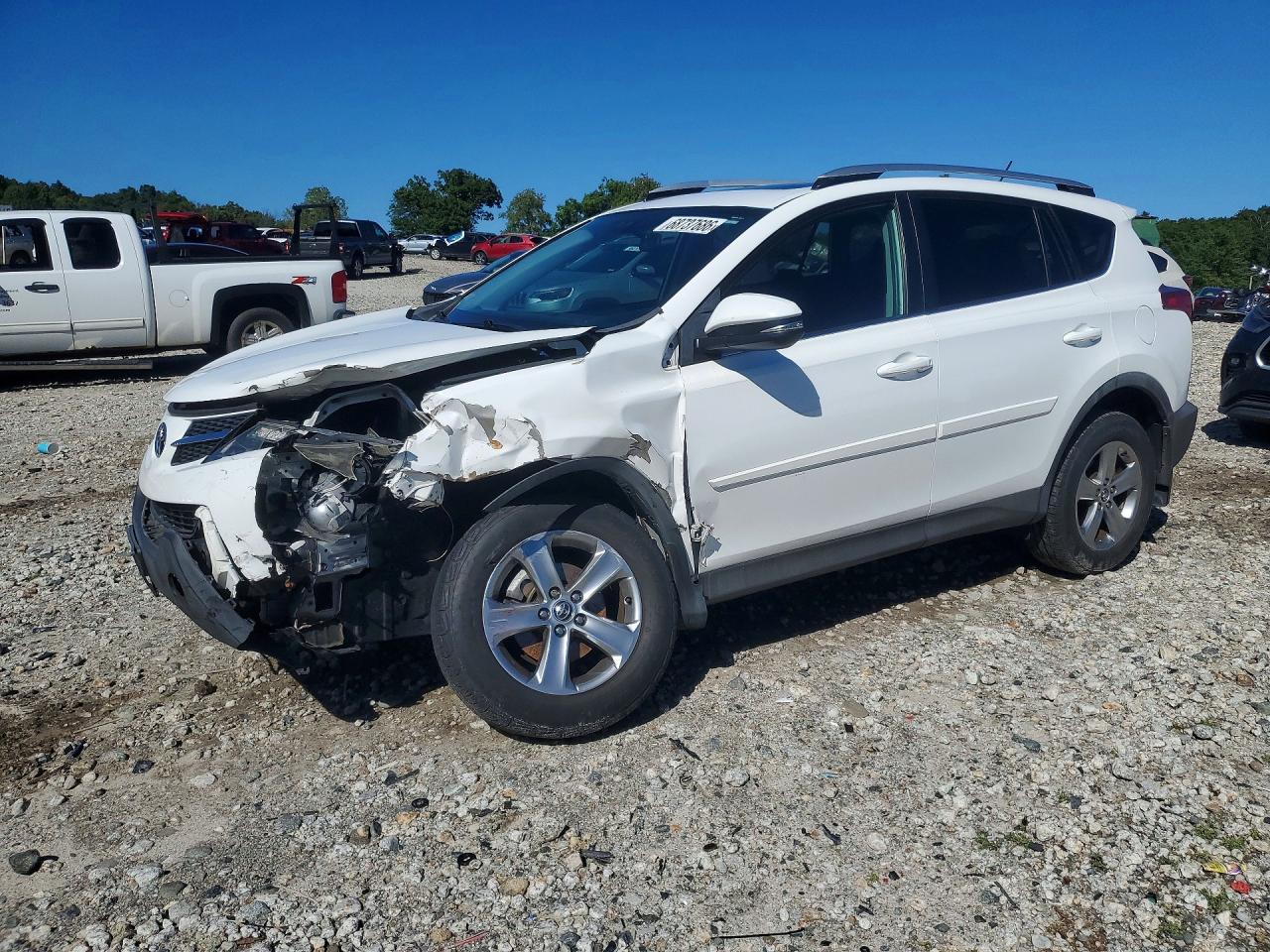 2015 Toyota Rav4 Xle White vin: 2T3RFREV1FW356511