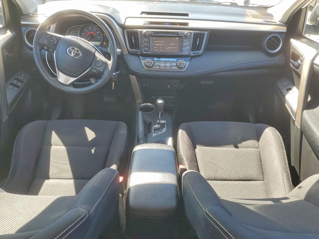 2015 Toyota Rav4 Xle White vin: 2T3RFREV1FW356511