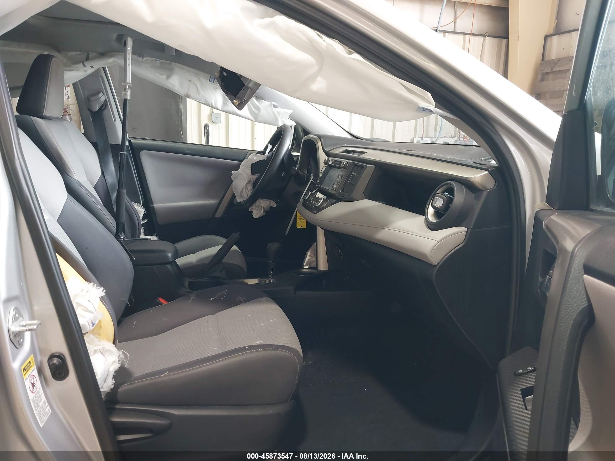 2015 Toyota Rav4 Xle Silver vin: 2T3RFREV1FW379562