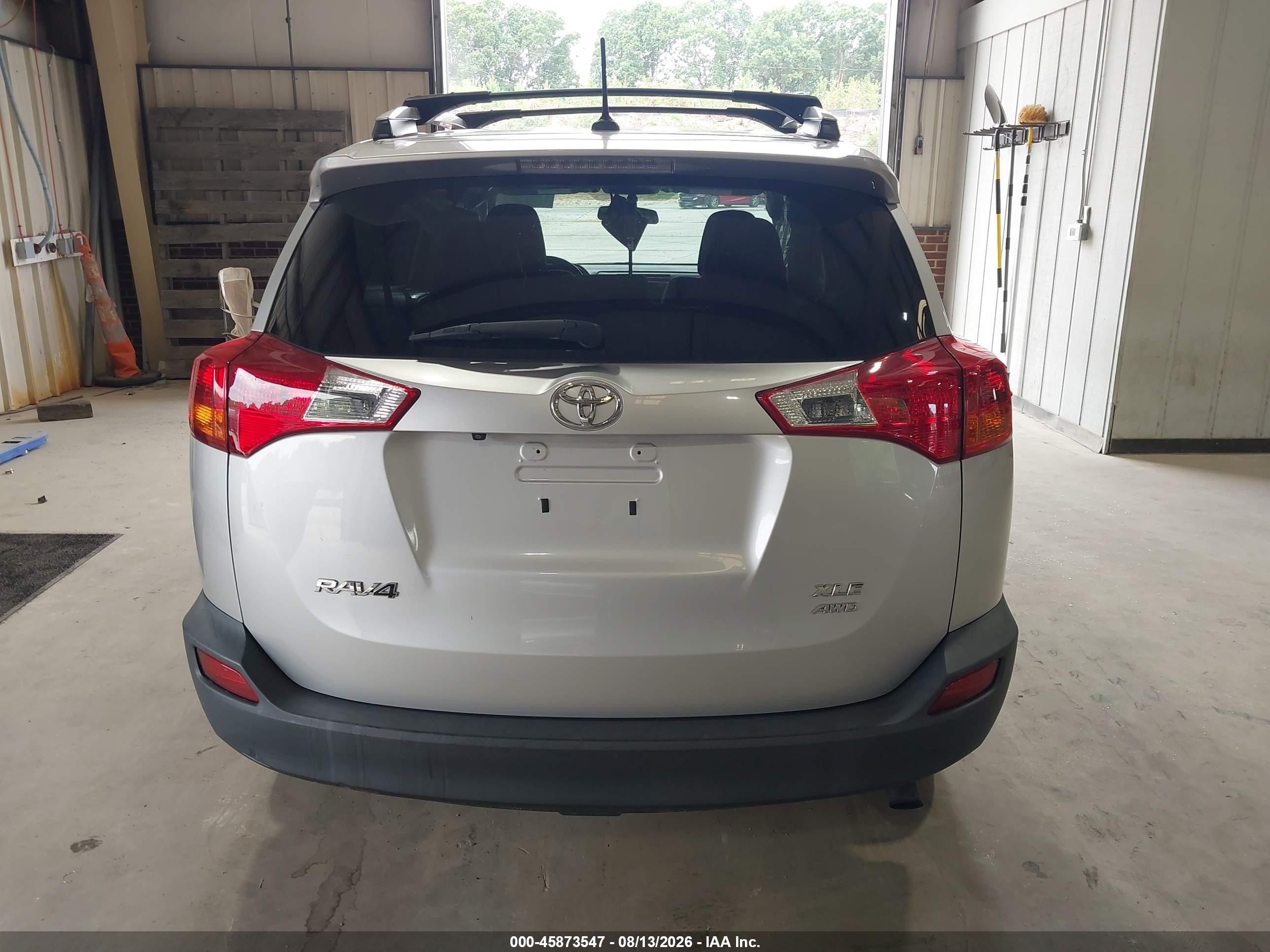 2015 Toyota Rav4 Xle Silver vin: 2T3RFREV1FW379562