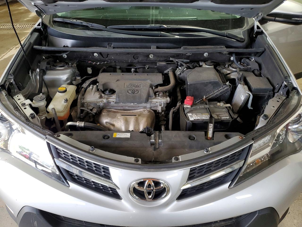 2015 Toyota Rav4 Xle Silver vin: 2T3RFREV1FW406503
