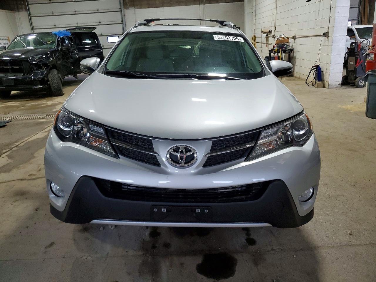 2015 Toyota Rav4 Xle Silver vin: 2T3RFREV1FW406503