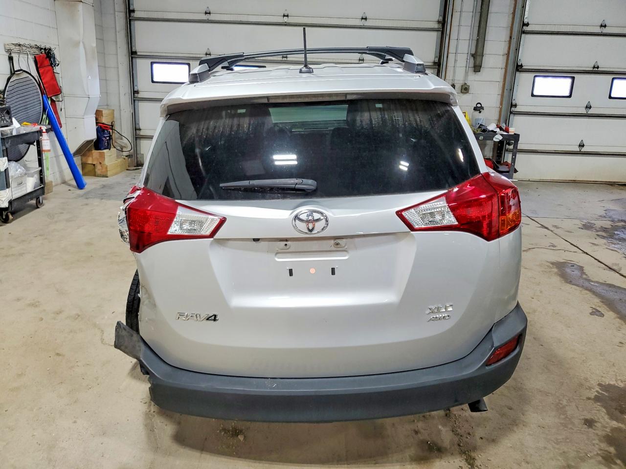 2015 Toyota Rav4 Xle Silver vin: 2T3RFREV1FW406503