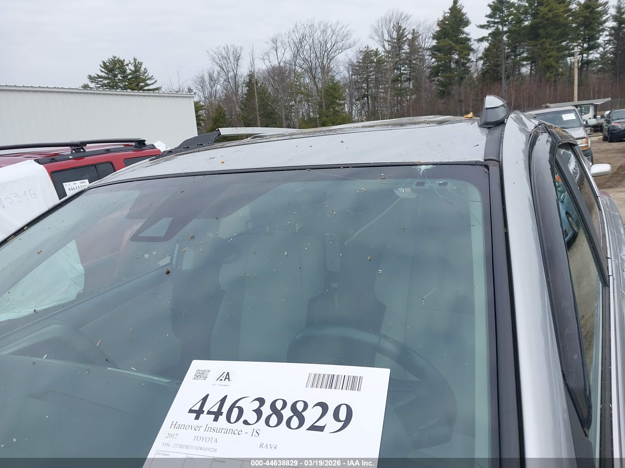 2017 Toyota Rav4 Xle Silver vin: 2T3RFREV1HW659226