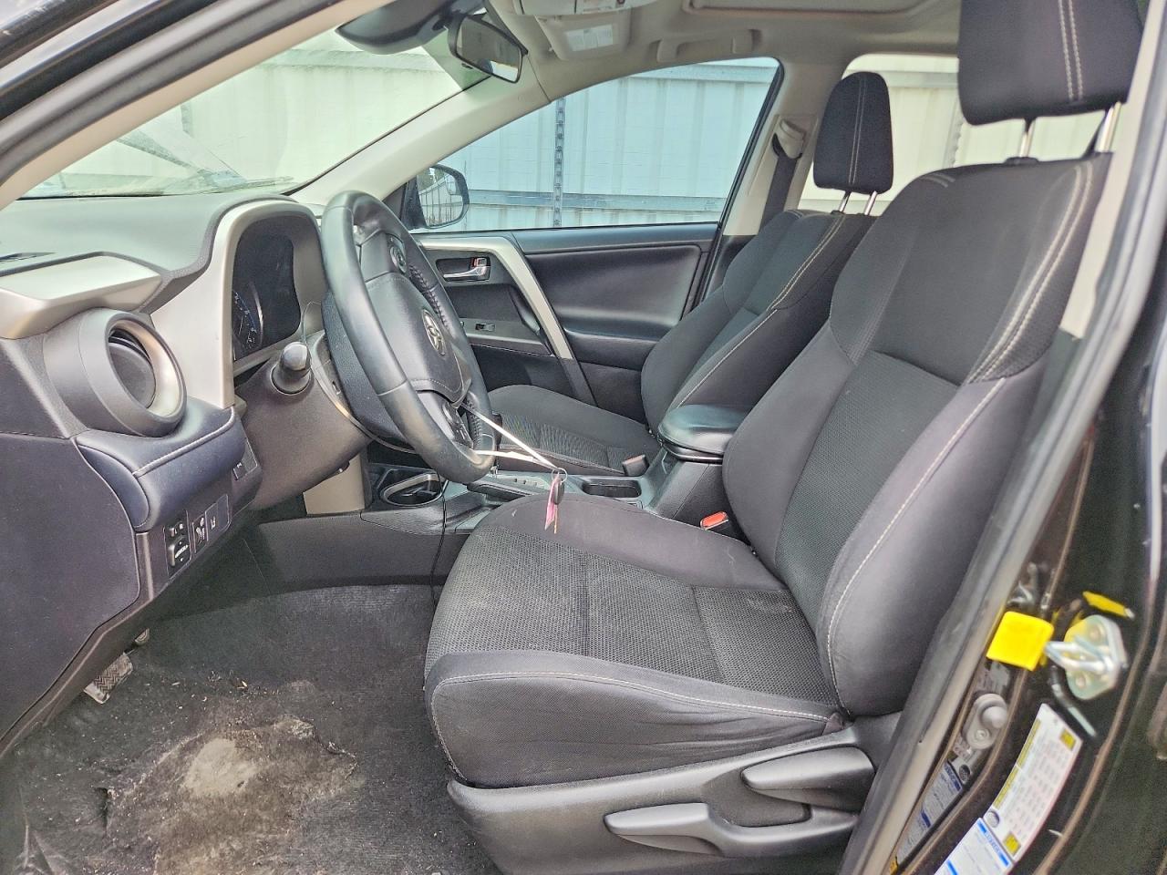 2018 Toyota Rav4 Xle Black vin: 2T3RFREV1JW808675
