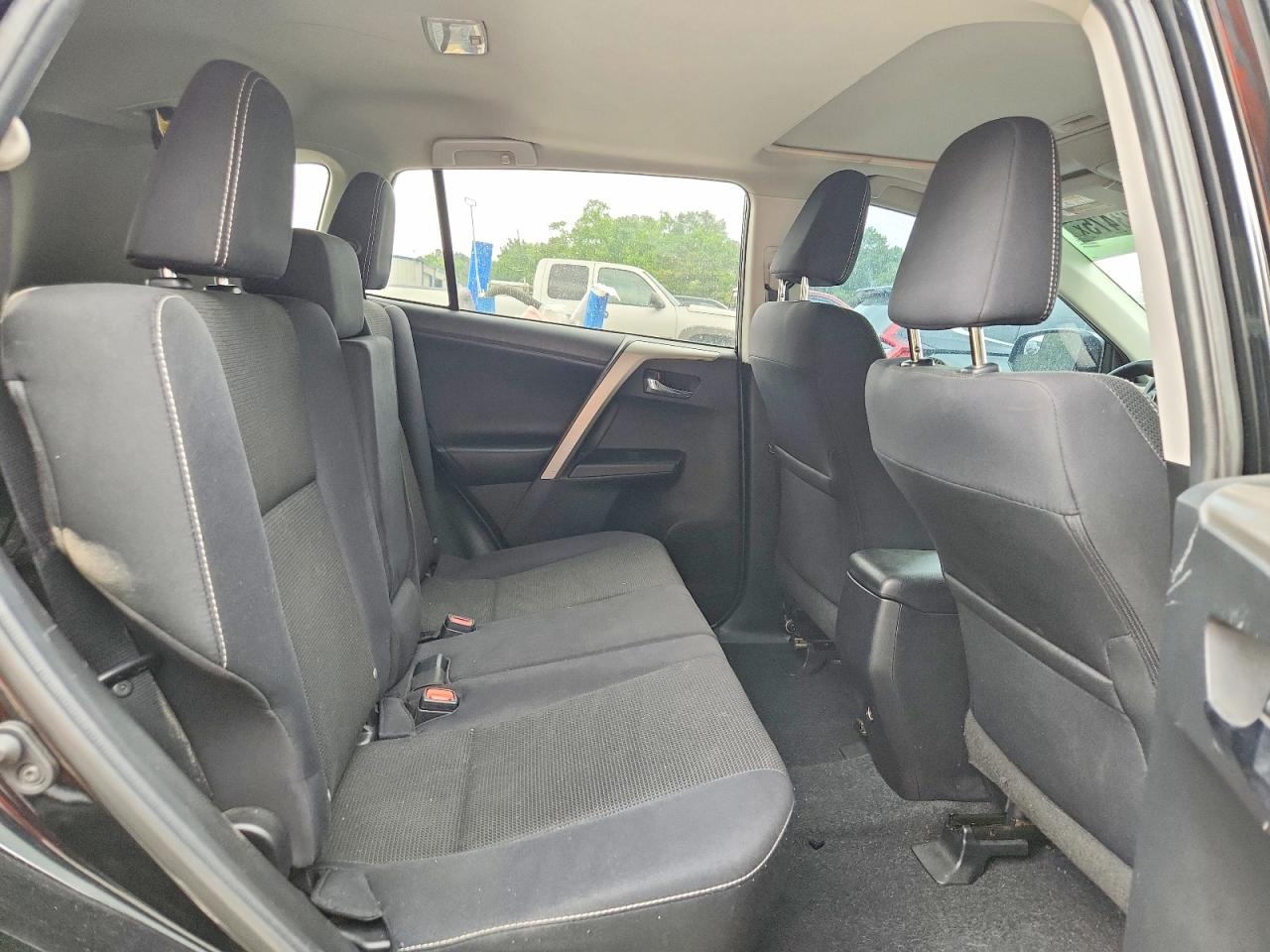 2018 Toyota Rav4 Xle Black vin: 2T3RFREV1JW808675