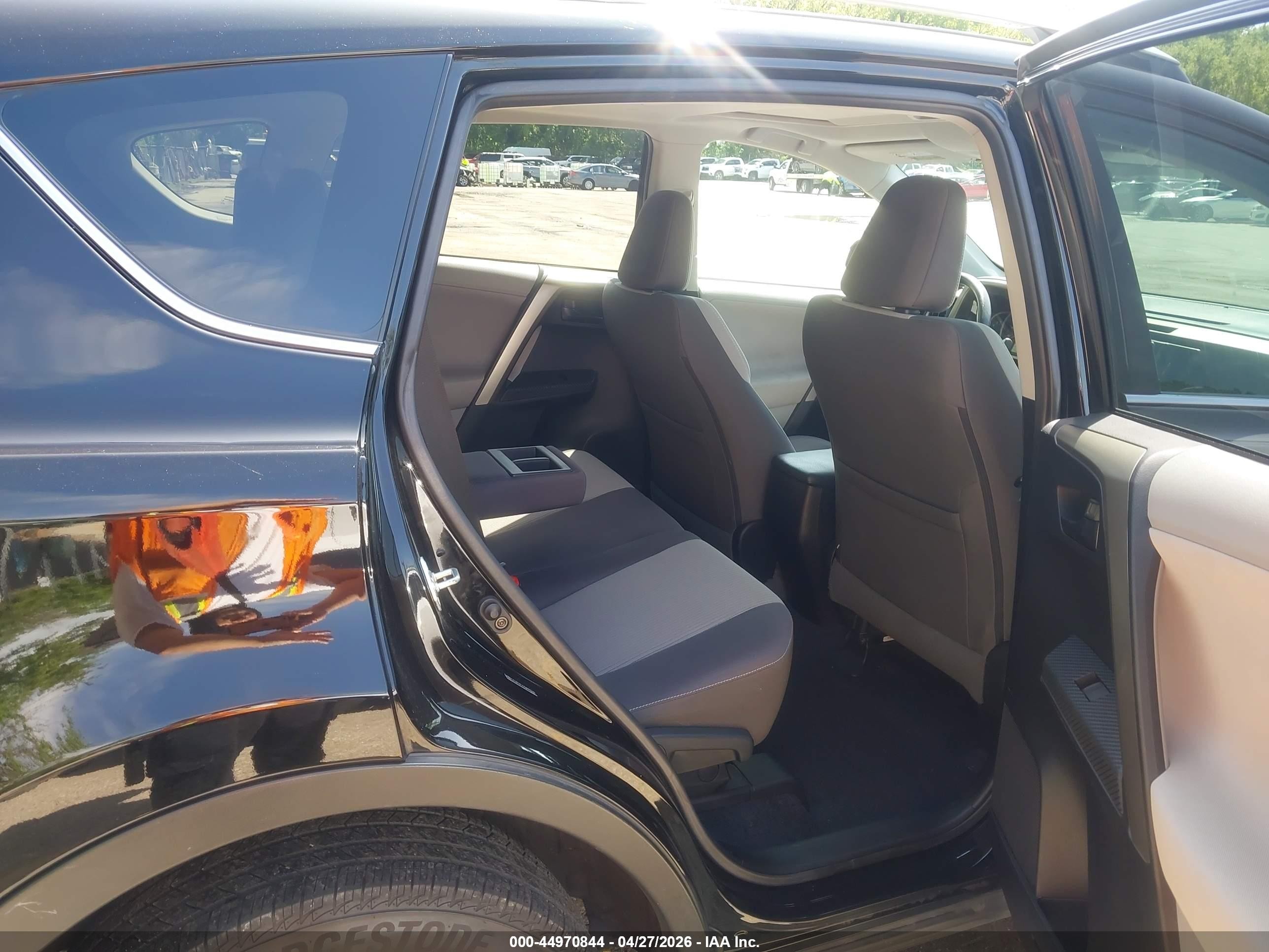 2013 Toyota Rav4 Xle Черный vin: 2T3RFREV2DW009248