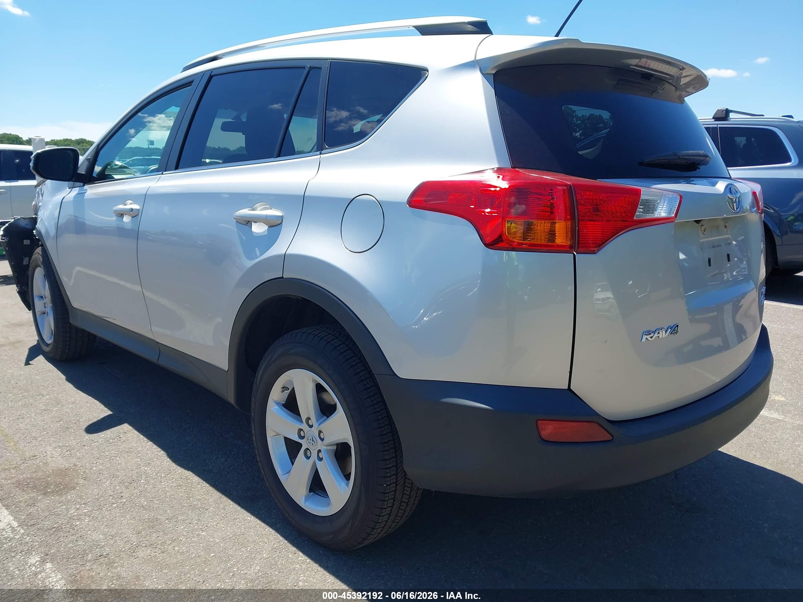 2013 Toyota Rav4 Xle Silver vin: 2T3RFREV2DW067053