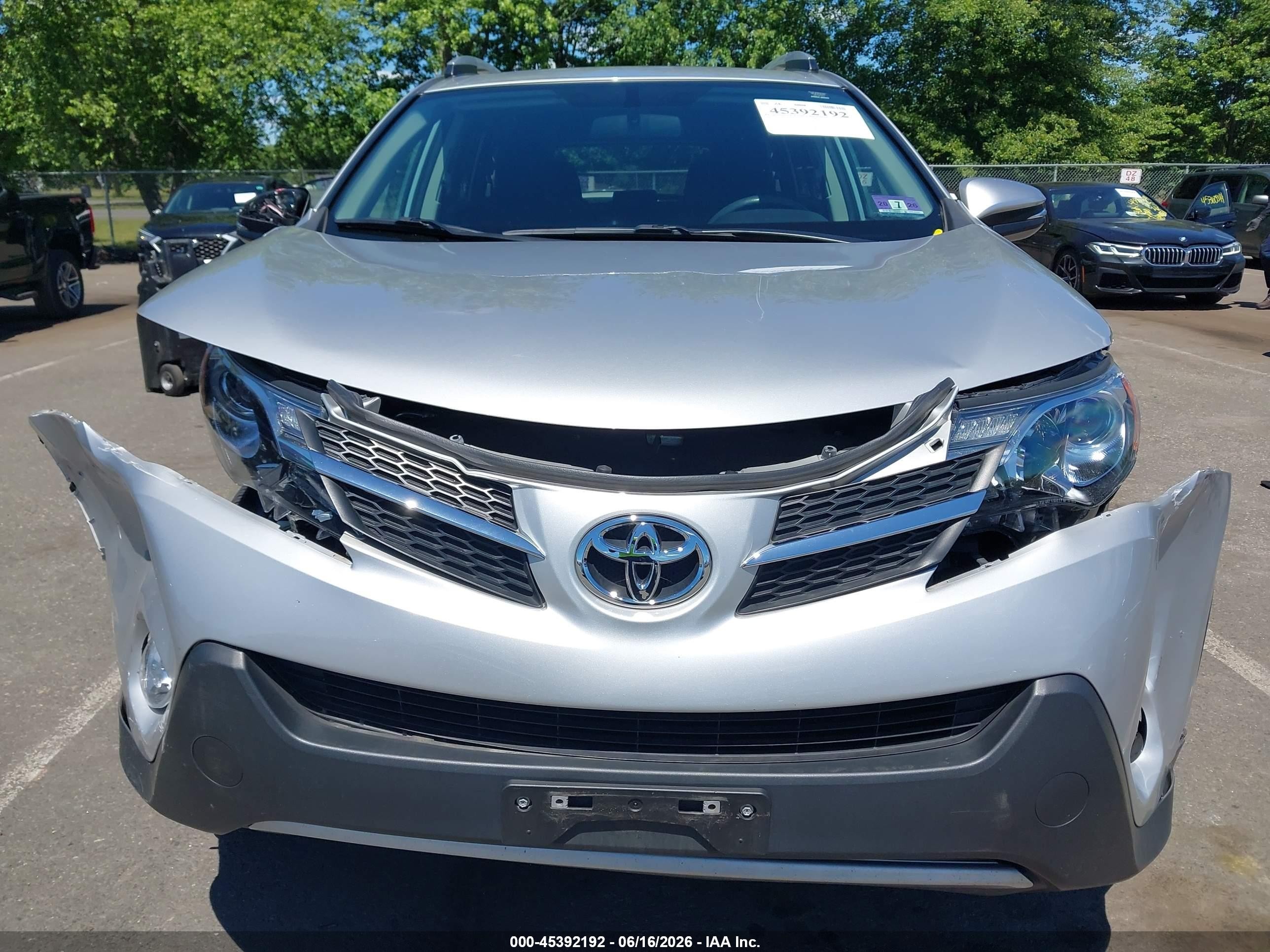2013 Toyota Rav4 Xle Silver vin: 2T3RFREV2DW067053