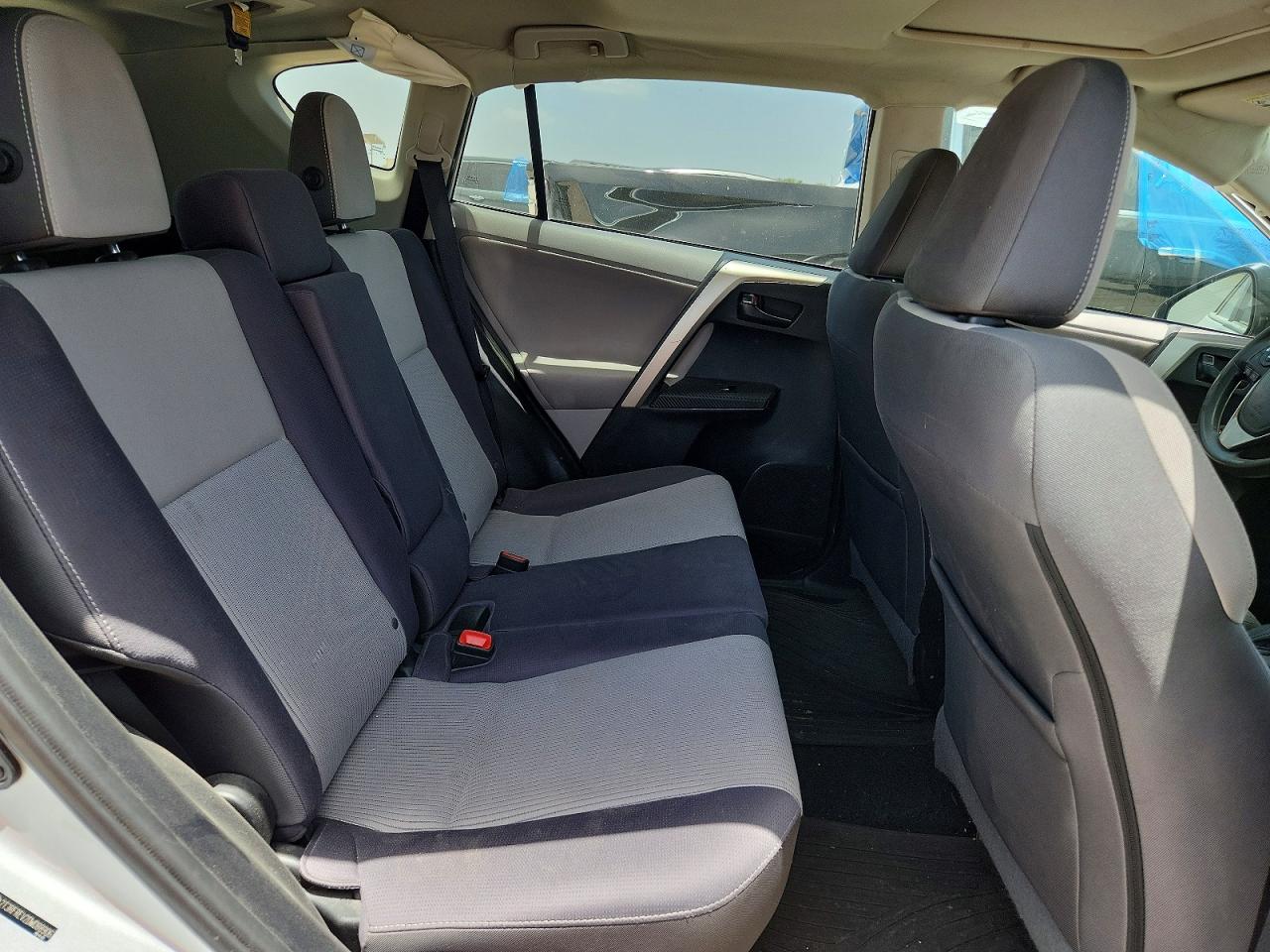 2013 Toyota Rav4 Xle Серебряный vin: 2T3RFREV2DW088906