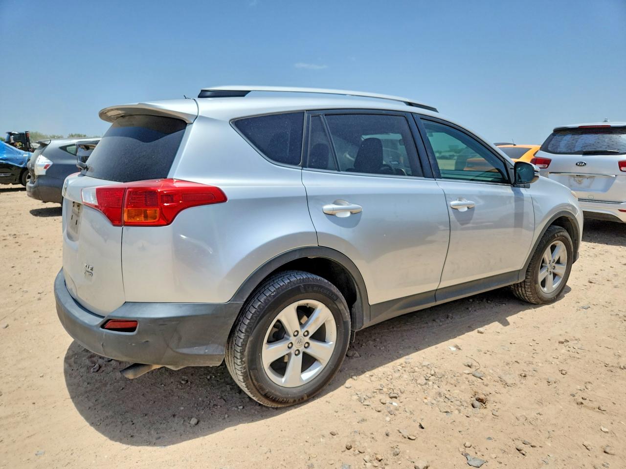 2013 Toyota Rav4 Xle Серебряный vin: 2T3RFREV2DW088906