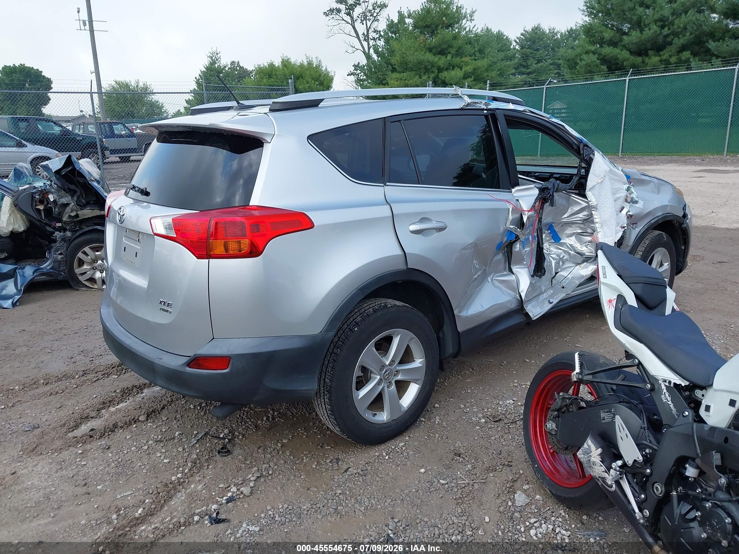 2013 Toyota Rav4 Xle Silver vin: 2T3RFREV2DW100486