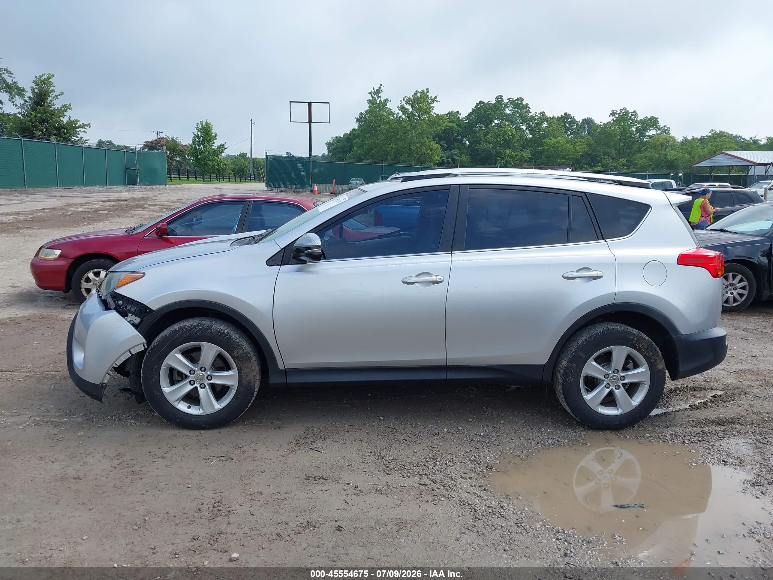2013 Toyota Rav4 Xle Silver vin: 2T3RFREV2DW100486