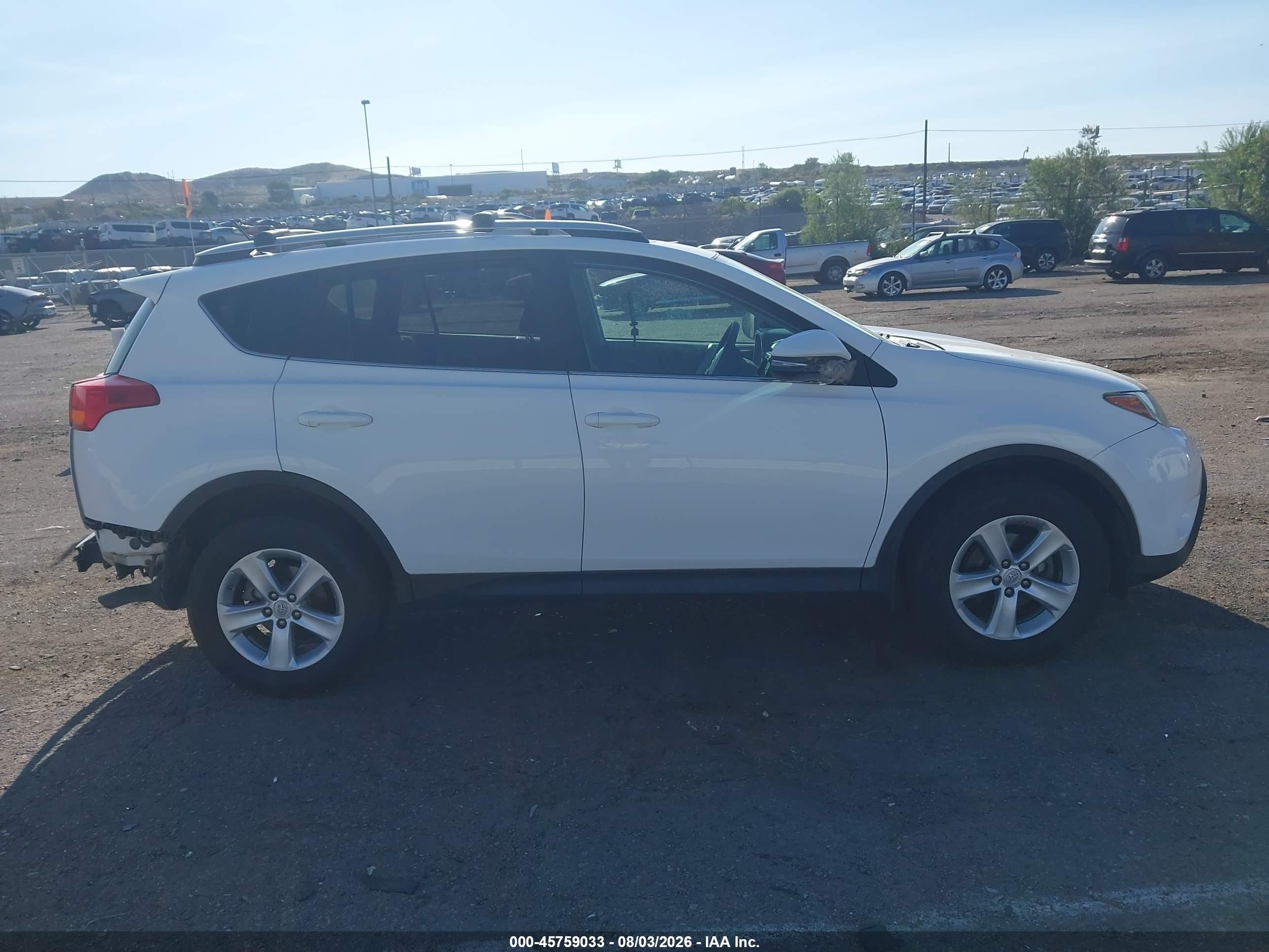 2013 Toyota Rav4 Xle White vin: 2T3RFREV2DW122309